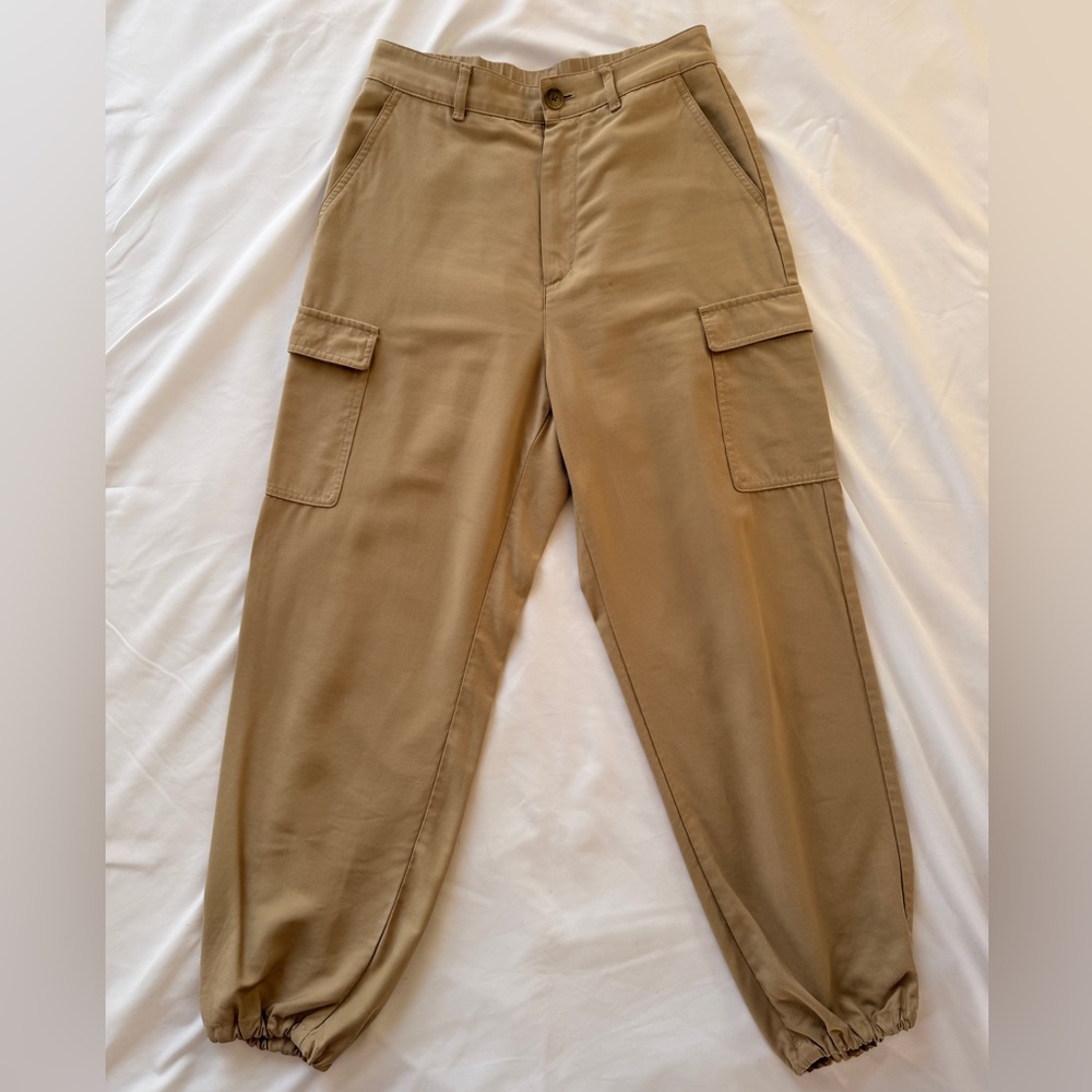 Uniqlo Soft Tan Cargo Pants